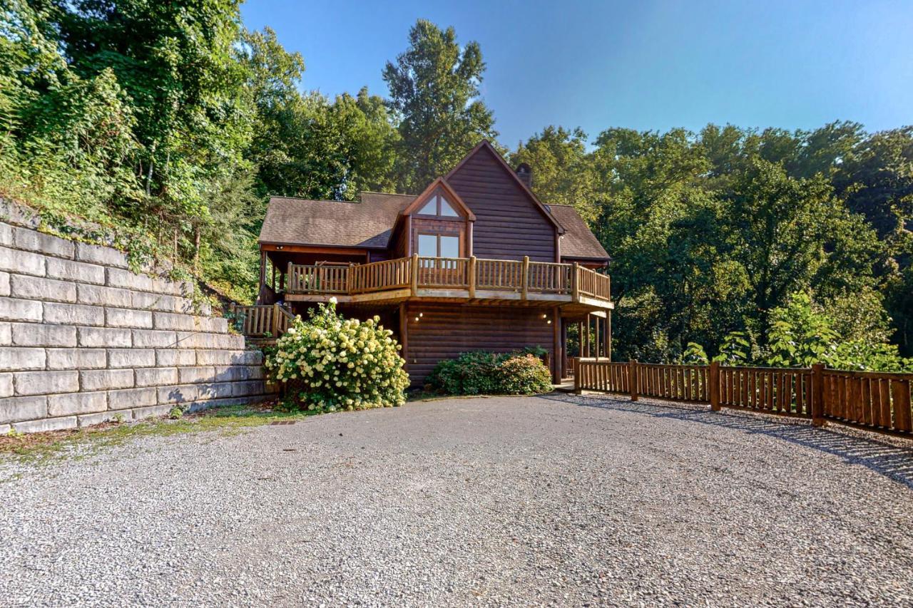 Edge Of The Park Lodge Sevierville Esterno foto