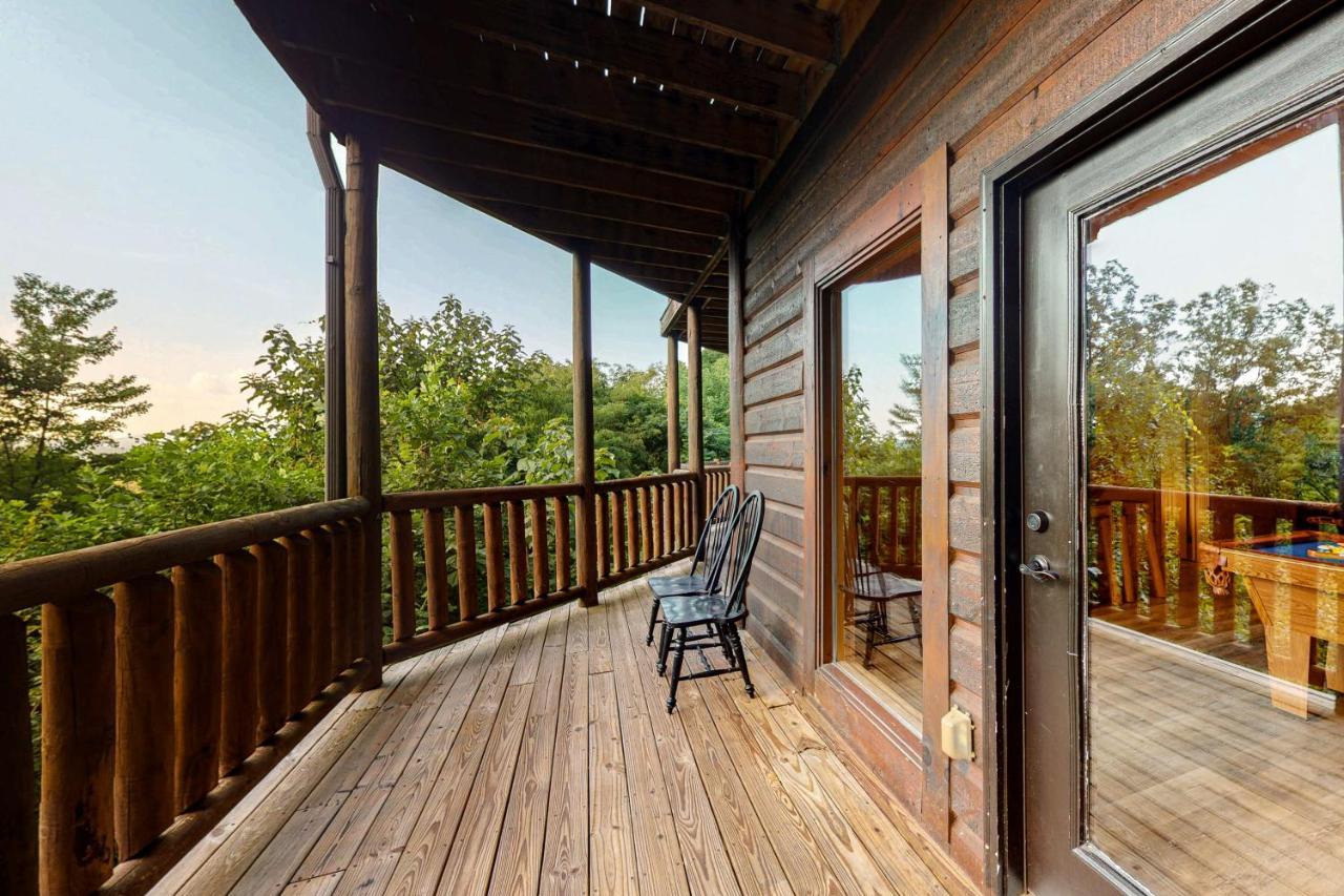 Edge Of The Park Lodge Sevierville Esterno foto