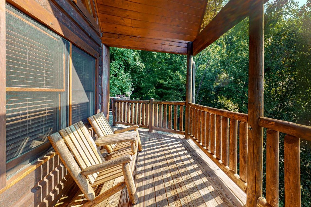 Edge Of The Park Lodge Sevierville Esterno foto