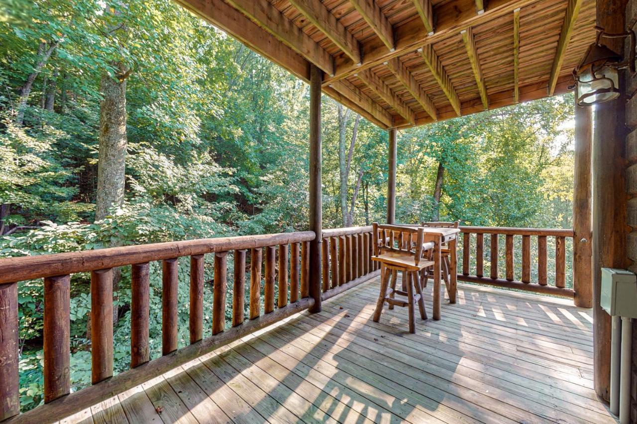 Edge Of The Park Lodge Sevierville Esterno foto